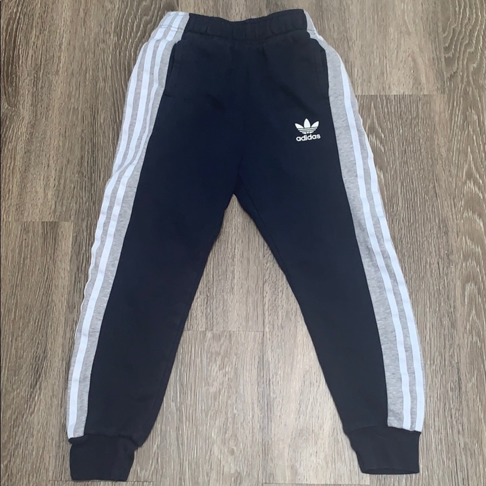 Adidas boy joggers pants US S